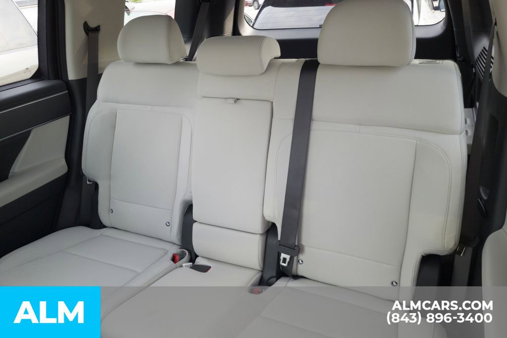 Used 2024 Hyundai Santa Fe SE image 9