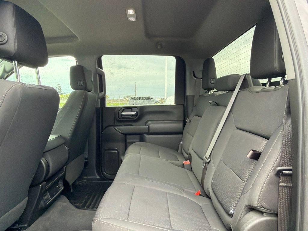 Used 2023 Chevrolet Silverado 2500 Custom w/ Custom Value Package AWD/4WD image 13