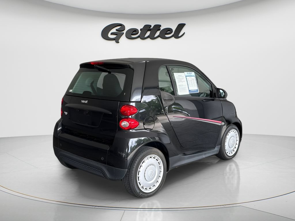 Used 2014 smart fortwo pure RWD image 5