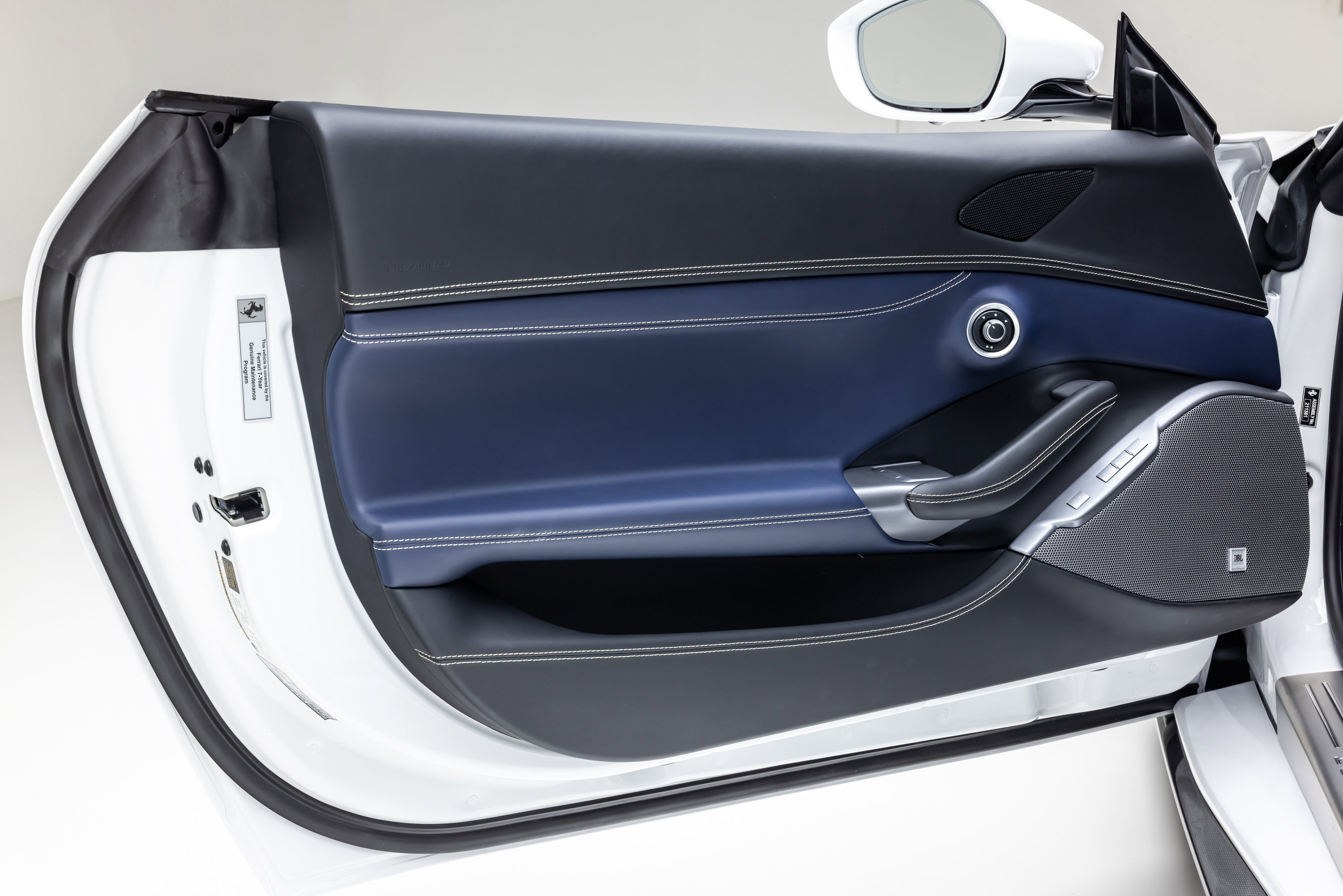 Certified 2023 Ferrari Portofino M RWD image 38