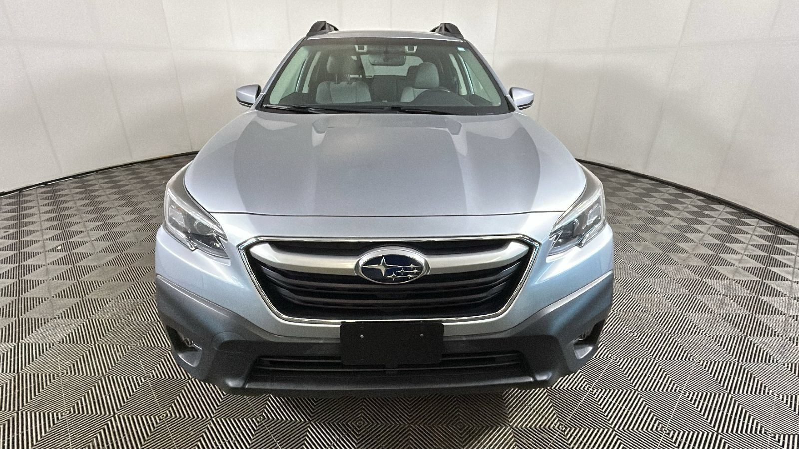 Used 2021 Subaru Outback Premium AWD/4WD image 9