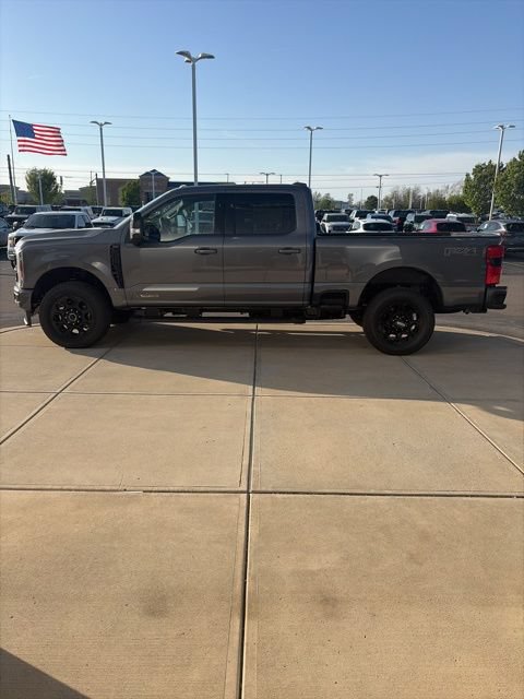 New 2026 Ford F350 Lariat w/ Black Appearance Package AWD/4WD image 4
