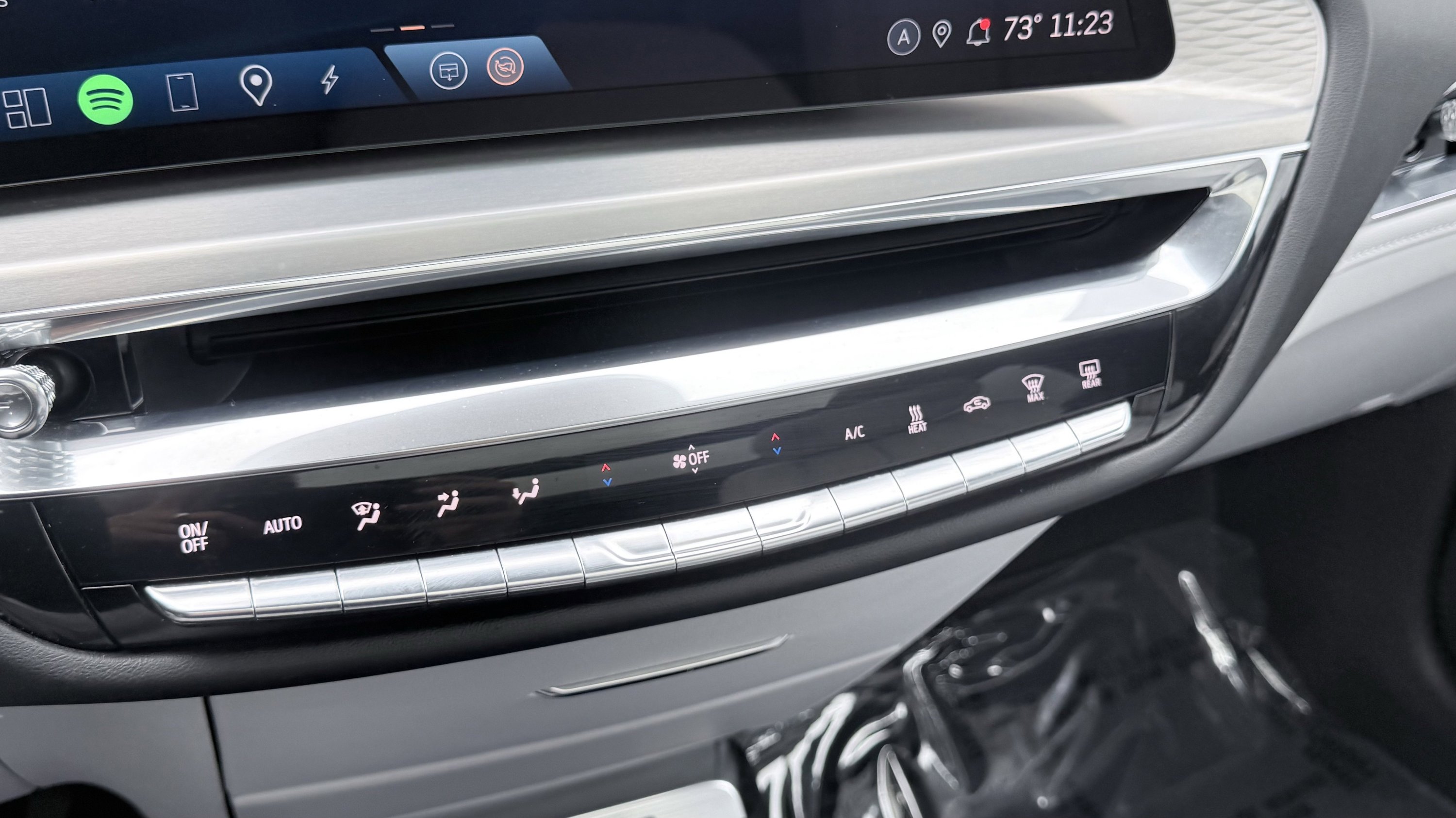 Used 2024 Cadillac Lyriq Luxury image 64