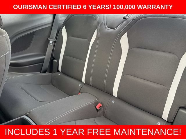 Used 2022 Chevrolet Camaro LT RWD image 15