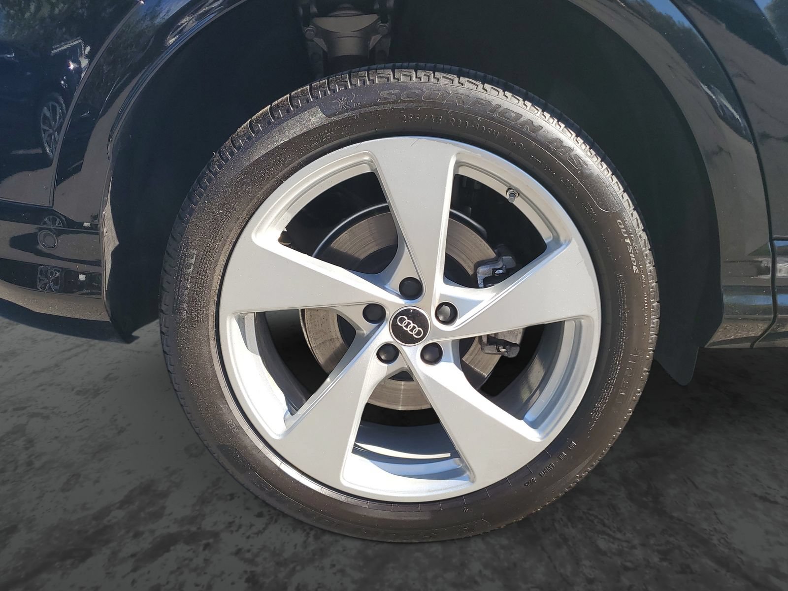 Used 2025 Audi Q5 Premium Plus AWD/4WD image 5