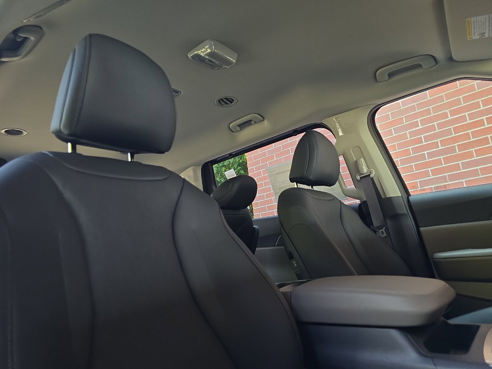 New 2026 Kia Carnival EX image 18