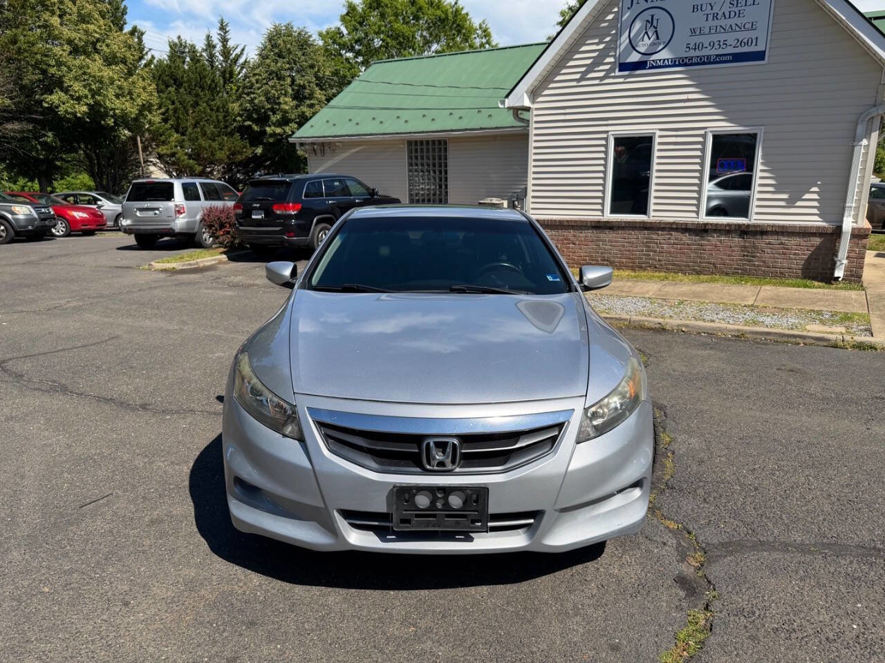 Used 2011 Honda Accord EX-L image 2