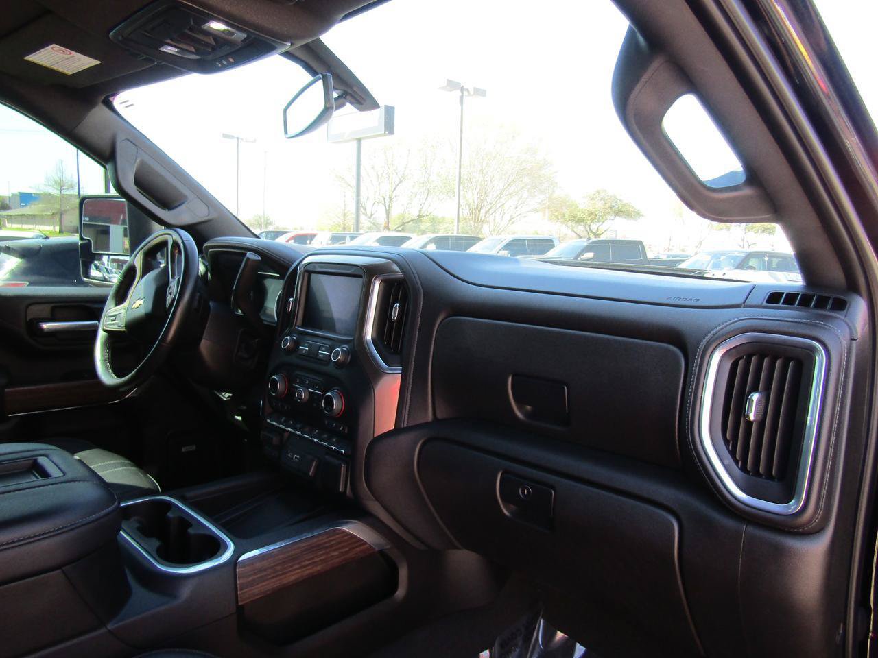 Used 2022 Chevrolet Silverado 3500 High Country AWD/4WD image 11