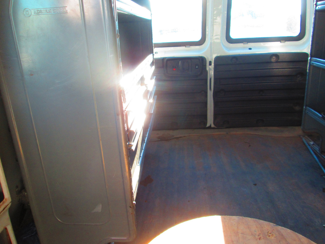 Used 2012 Chevrolet Express 1500 AWD 1500 135 image 3