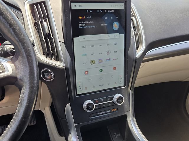 Certified 2022 Ford Edge Titanium AWD/4WD image 17