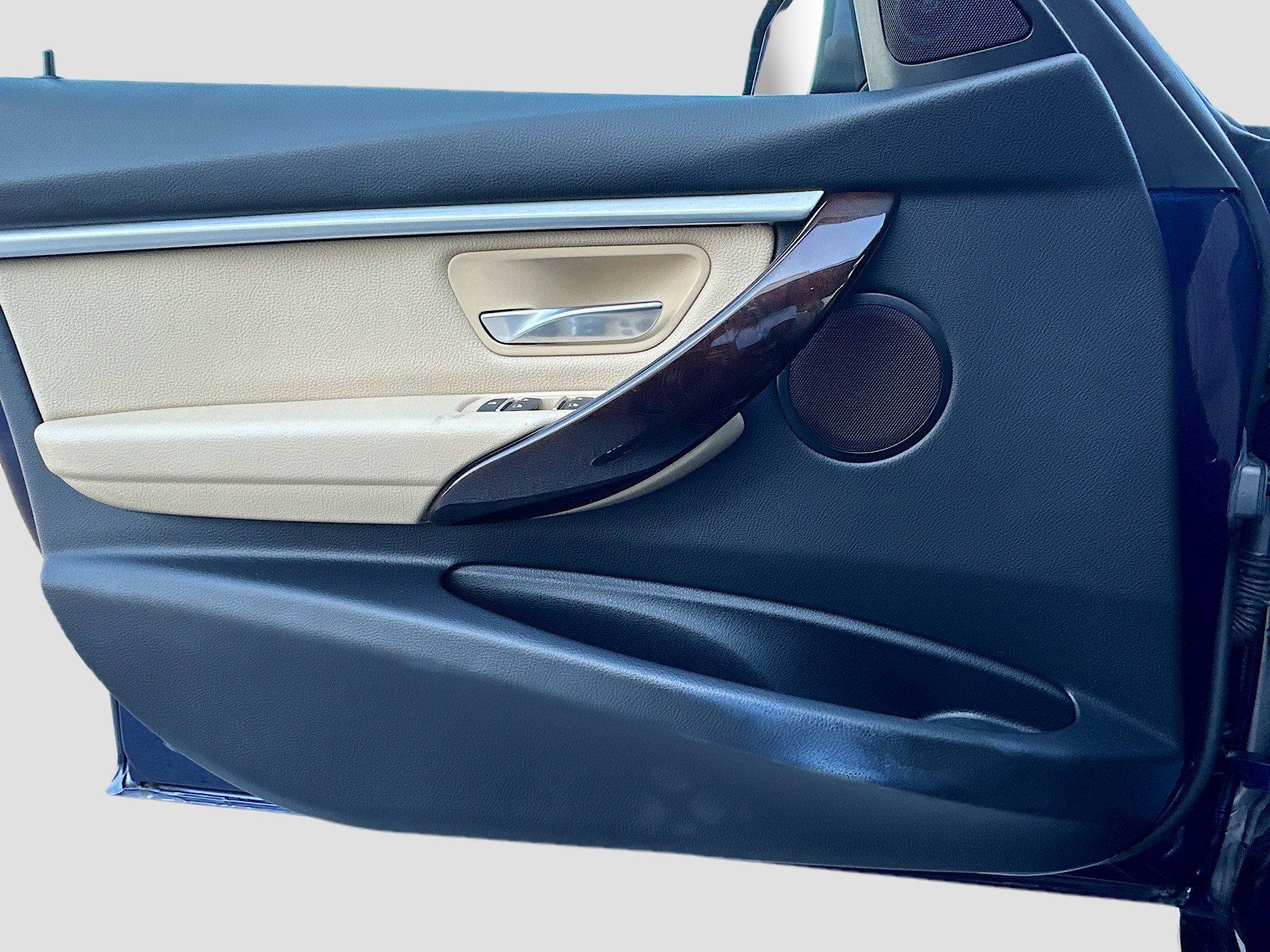 Used 2018 BMW 330i Sedan image 22