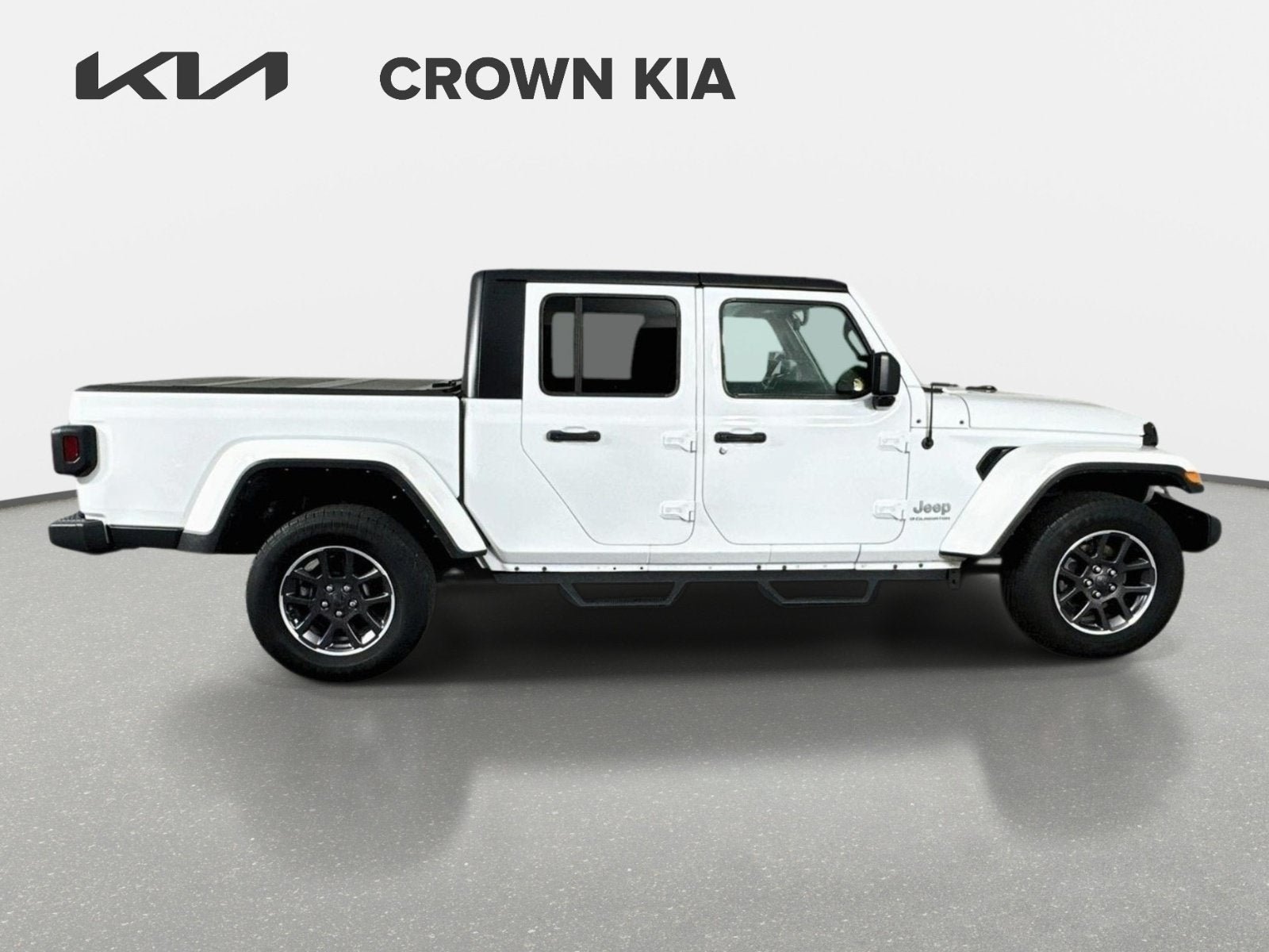 Used 2023 Jeep Gladiator Overland AWD/4WD image 5