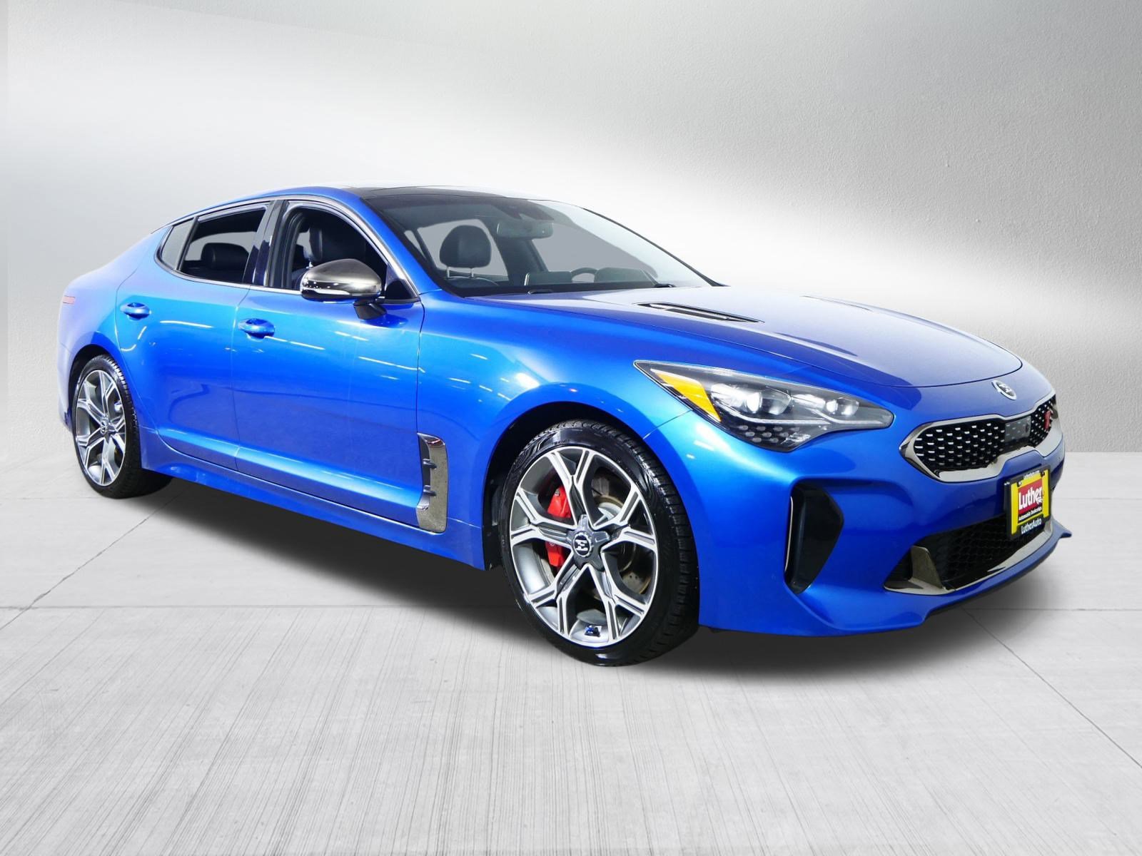 Used 2020 Kia Stinger GT2 image 1