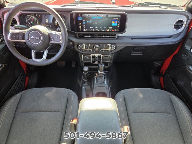 Used 2024 Jeep Wrangler Unlimited Sahara AWD/4WD image 12