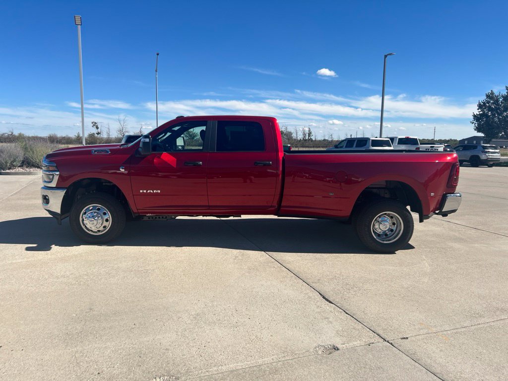 New 2027 RAM 3500 Big Horn AWD/4WD image 2
