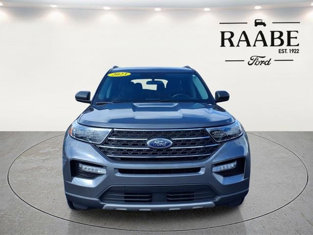 Used 2023 Ford Explorer XLT w/ Equipment Group 202A image 2