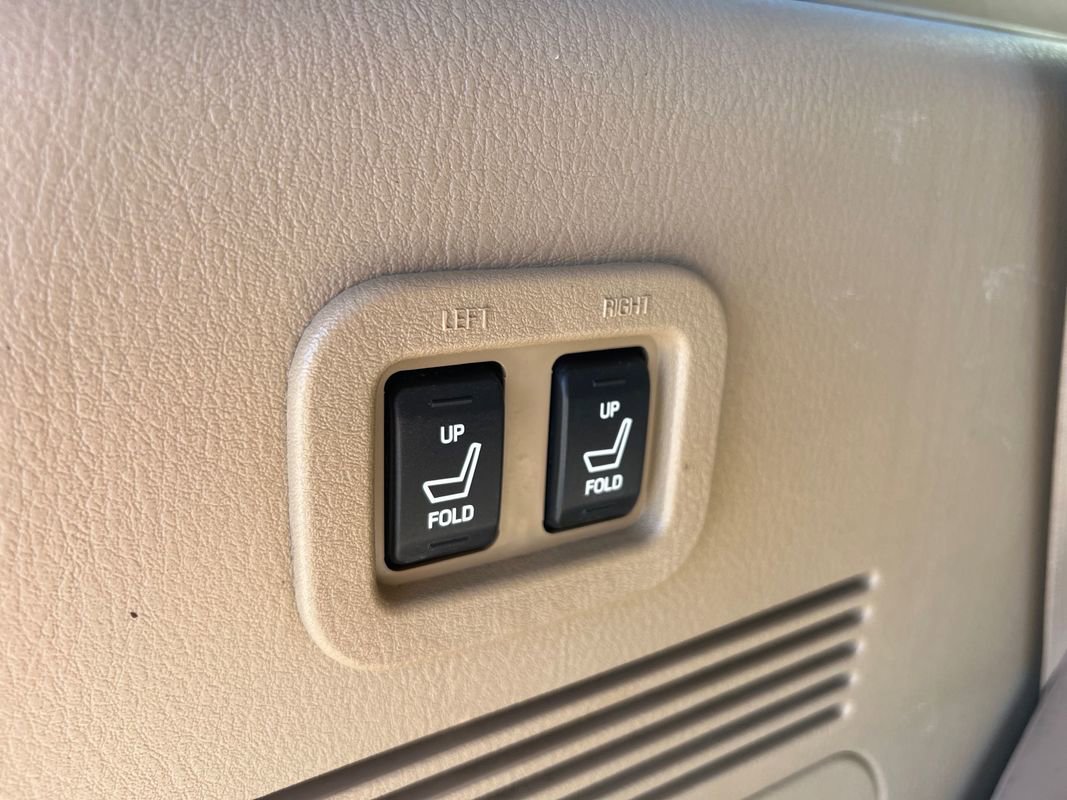 Used 2010 Ford Explorer Eddie Bauer AWD/4WD image 14