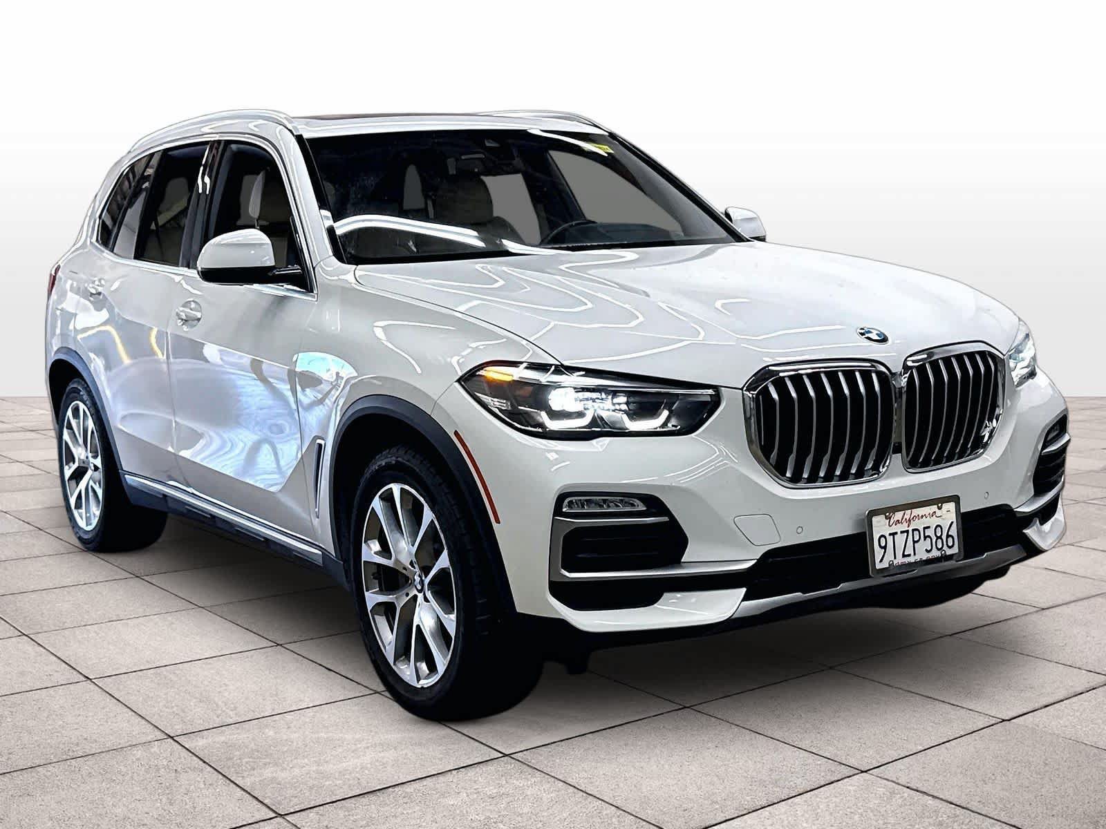 Used 2020 BMW X5 xDrive40i w/ Convenience Package AWD/4WD image 2