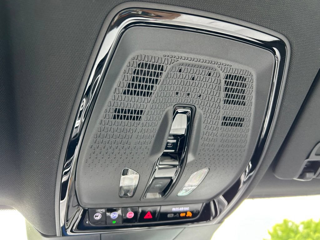 Used 2025 Cadillac Lyriq Sport RWD image 61