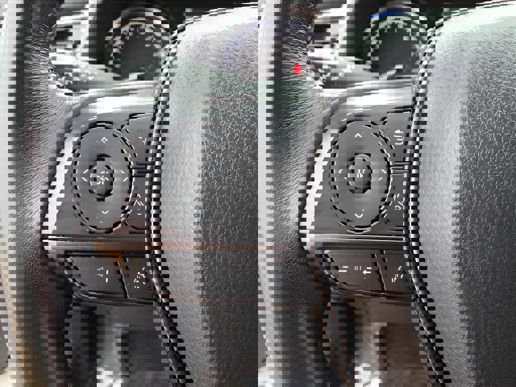 Used 2023 Toyota Camry SE image 24