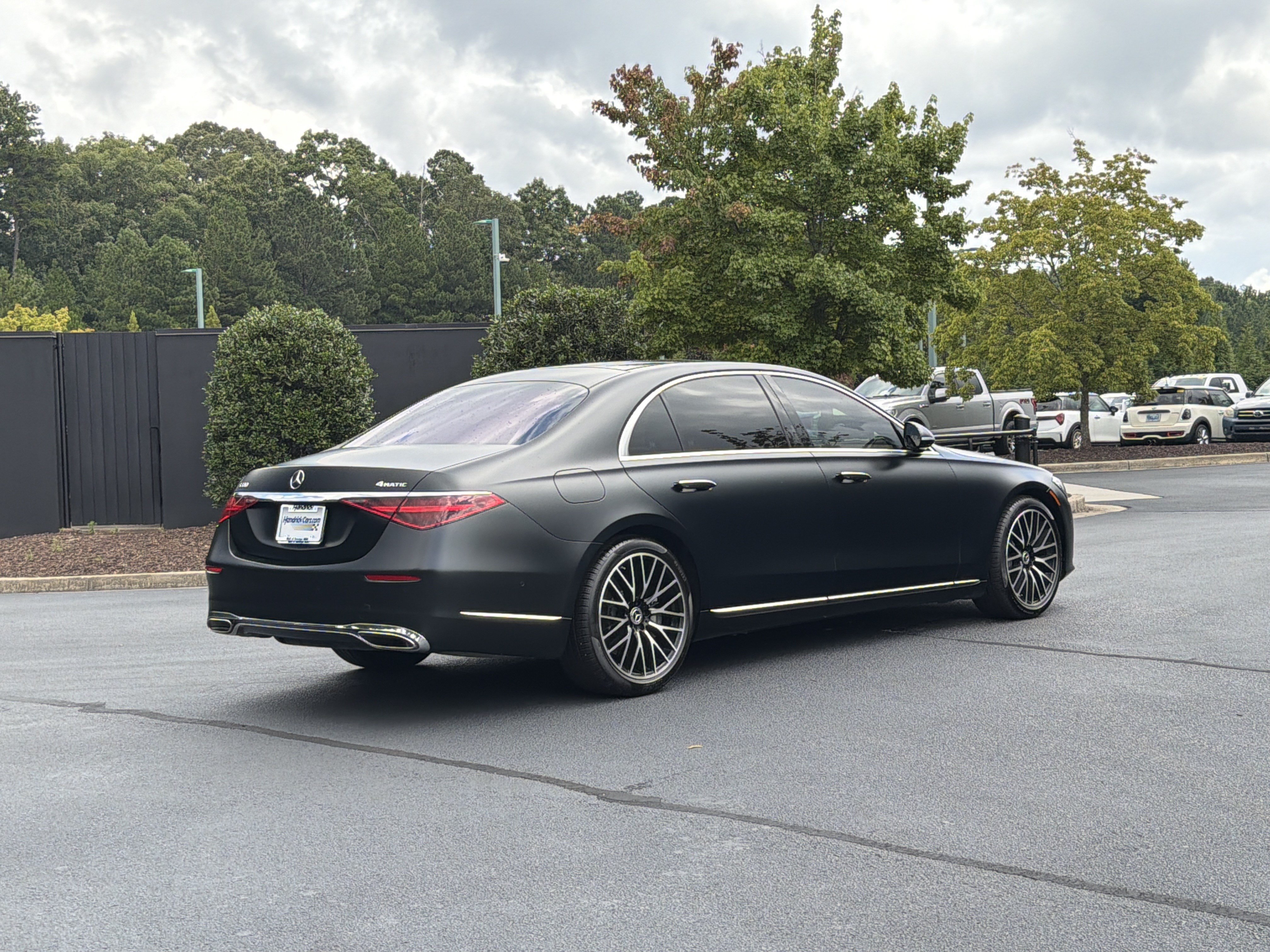 Used 2024 Mercedes-Benz S 580 4MATIC Sedan image 3