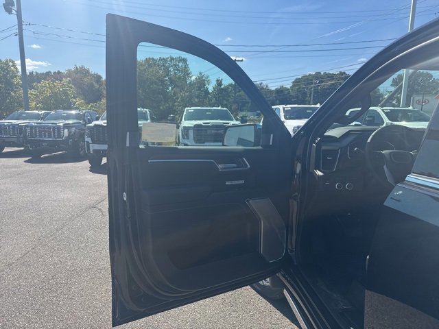 New 2026 GMC Sierra 1500 Denali w/ Denali Reserve Package image 16