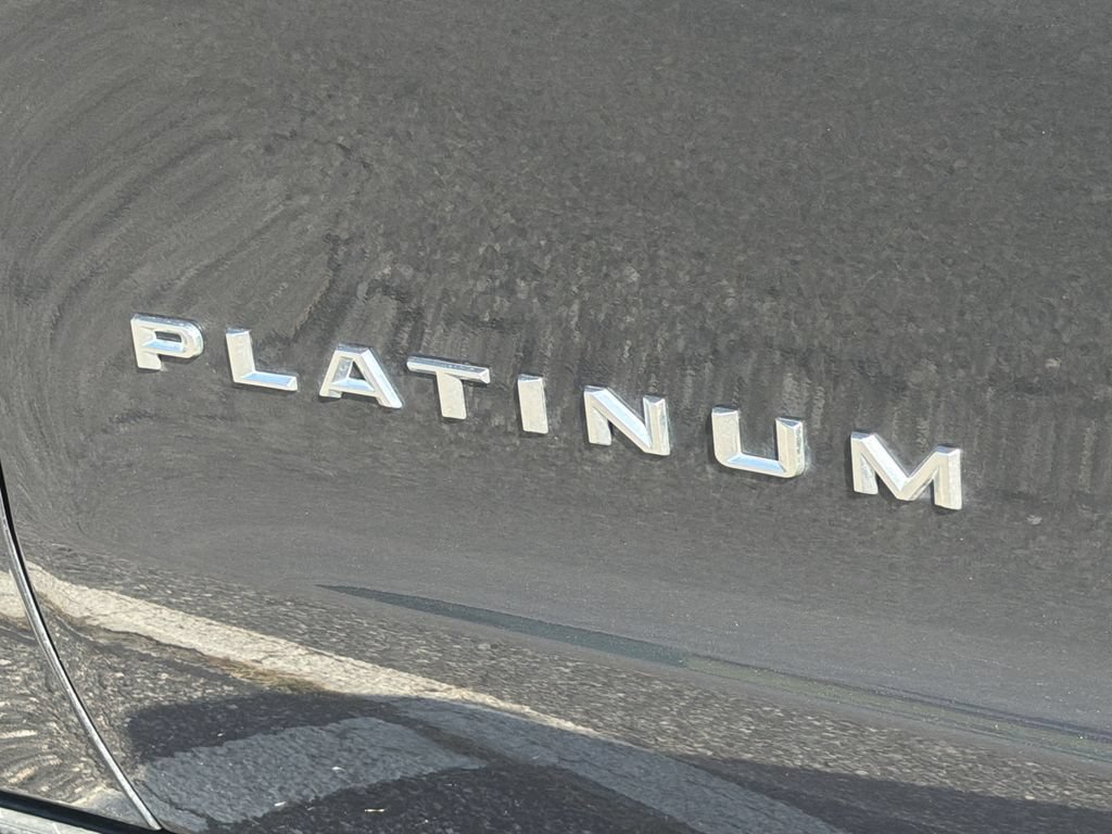 Used 2025 Ford Expedition Max Platinum AWD/4WD image 8