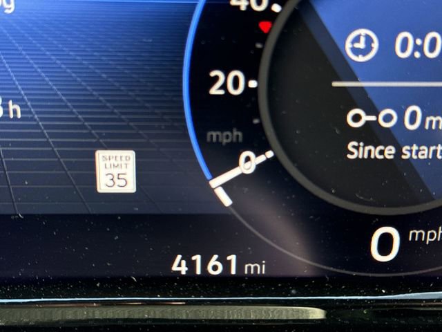 Used 2024 Volkswagen Golf R image 20