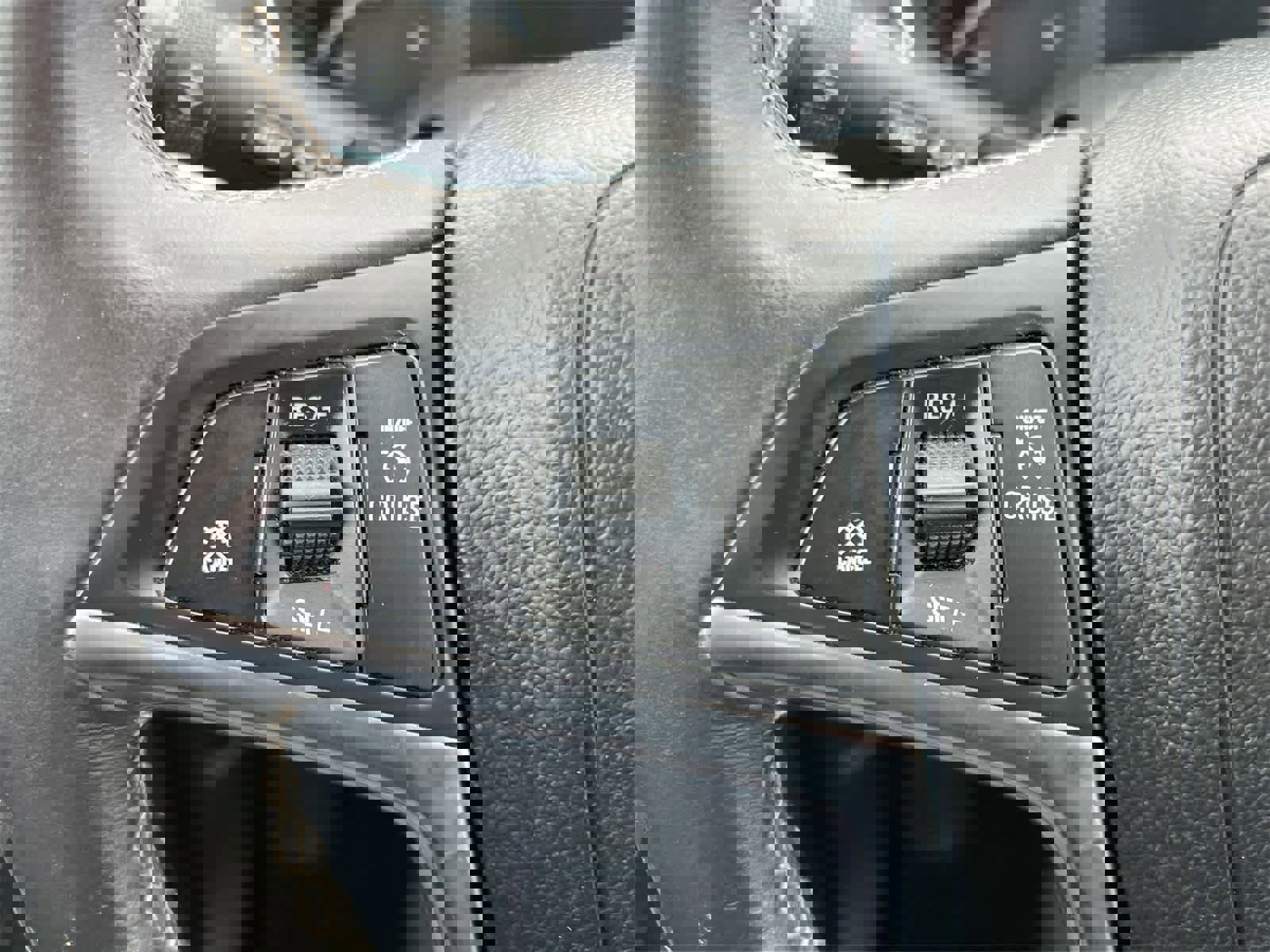 Used 2018 Buick Encore Preferred image 23