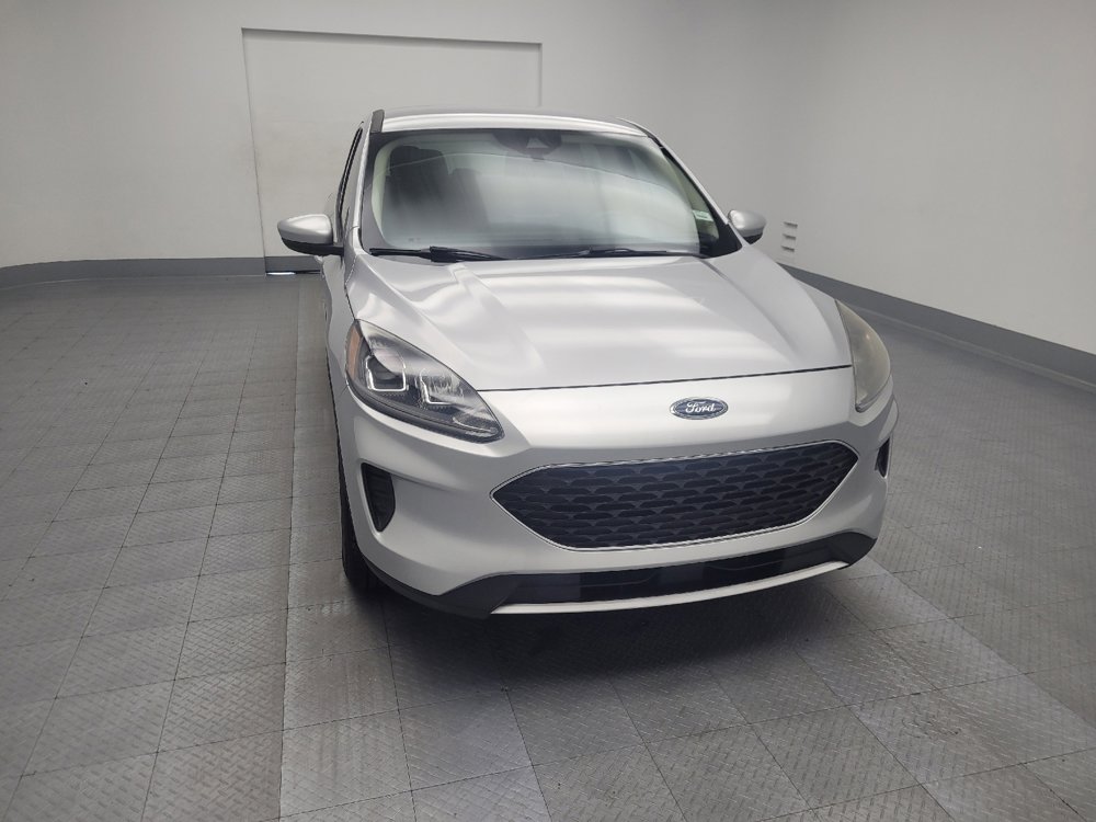Used 2020 Ford Escape SE image 14