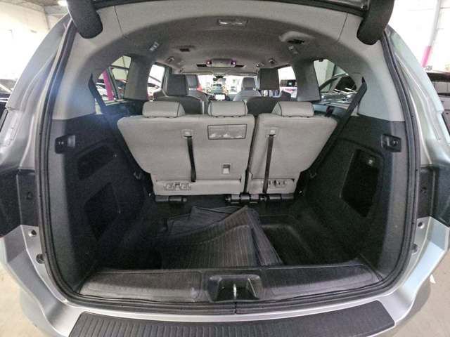 Used 2023 Honda Odyssey Elite image 4