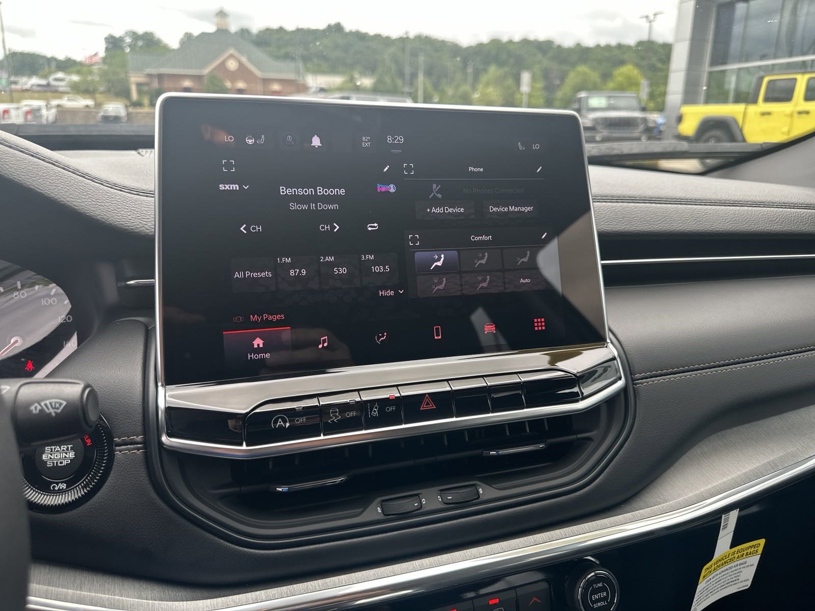 Used 2023 Jeep Compass Limited image 34