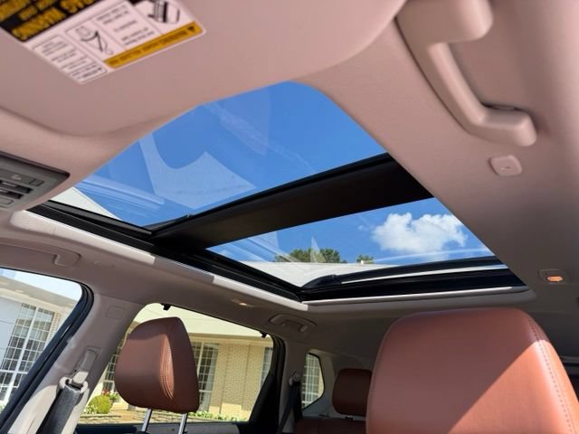 Used 2025 Nissan Rogue Platinum w/ Platinum Premium Package FWD image 30