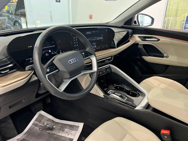 Used 2025 Audi Q5 Premium AWD/4WD image 12