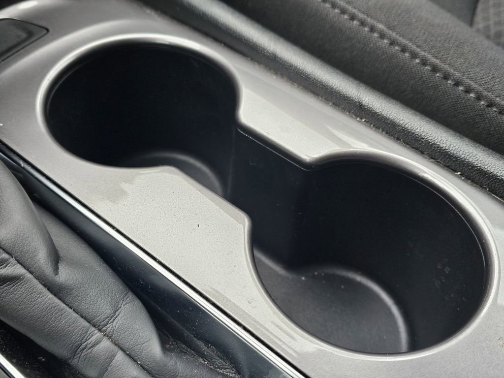 Used 2023 Chevrolet Malibu LS image 25