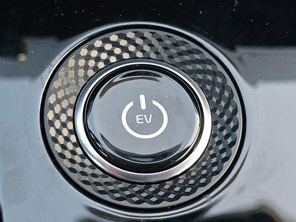 New 2025 Kia Niro Wind image 32