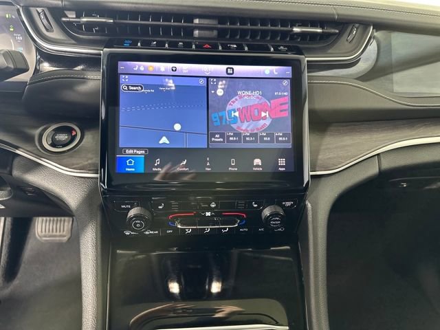 Used 2022 Jeep Grand Cherokee Limited 4xe image 21