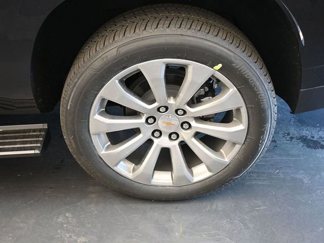 New 2026 Chevrolet Suburban High Country image 15