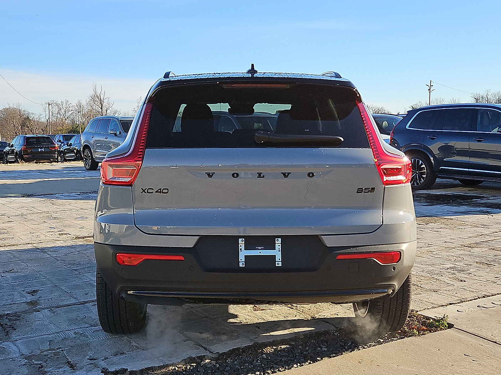 New 2026 Volvo XC40 B5 Ultra w/ Protection Package Premier AWD/4WD image 5