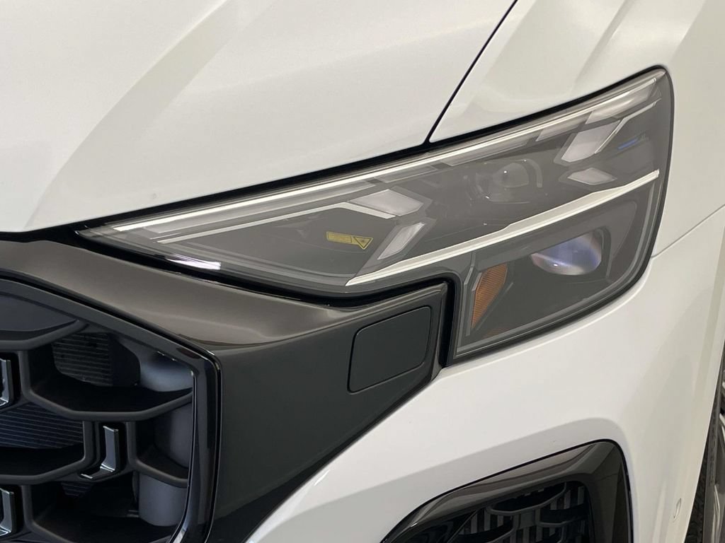 Certified 2025 Audi Q8 Prestige AWD/4WD image 15