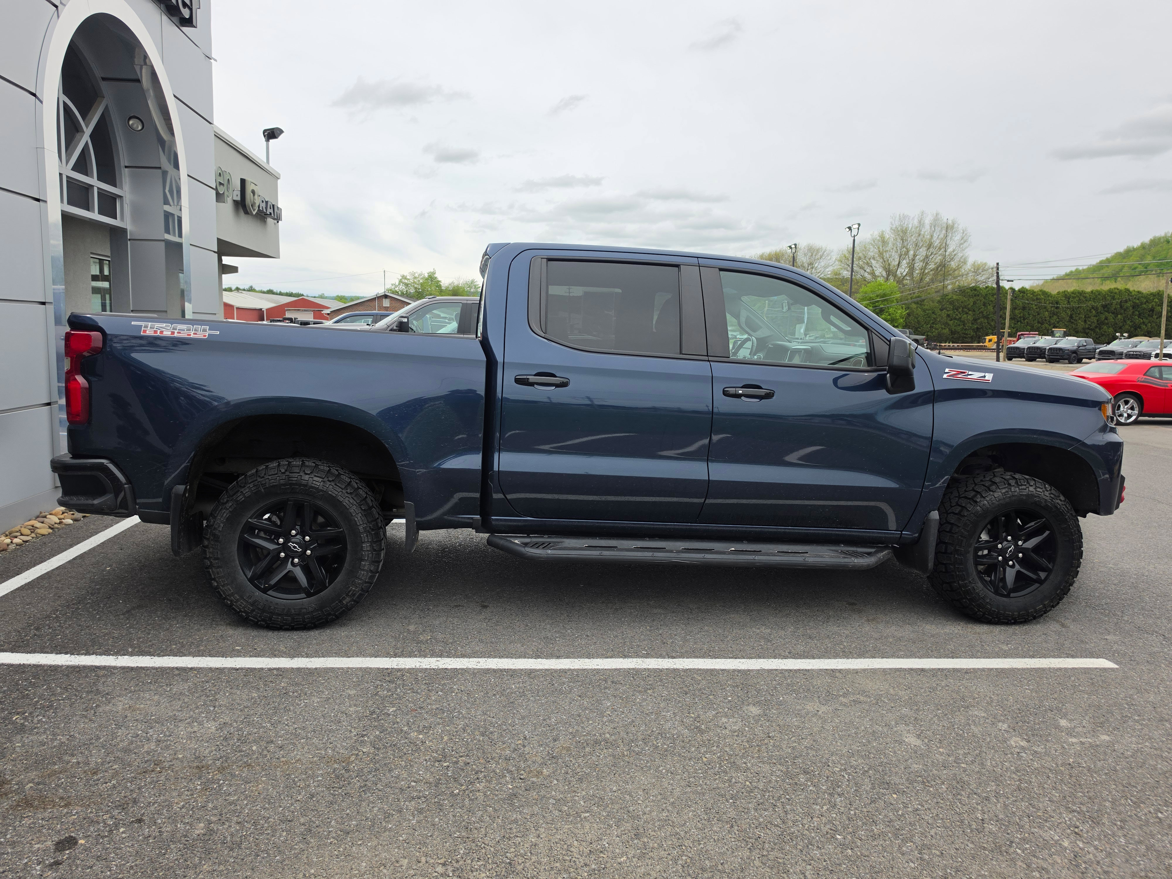 Used 2020 Chevrolet Silverado 1500 LT Trail Boss AWD/4WD video 2