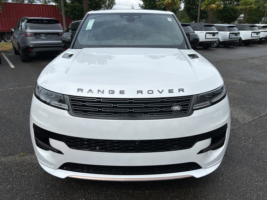 New 2025 Land Rover Range Rover Sport Dynamic SE image 9