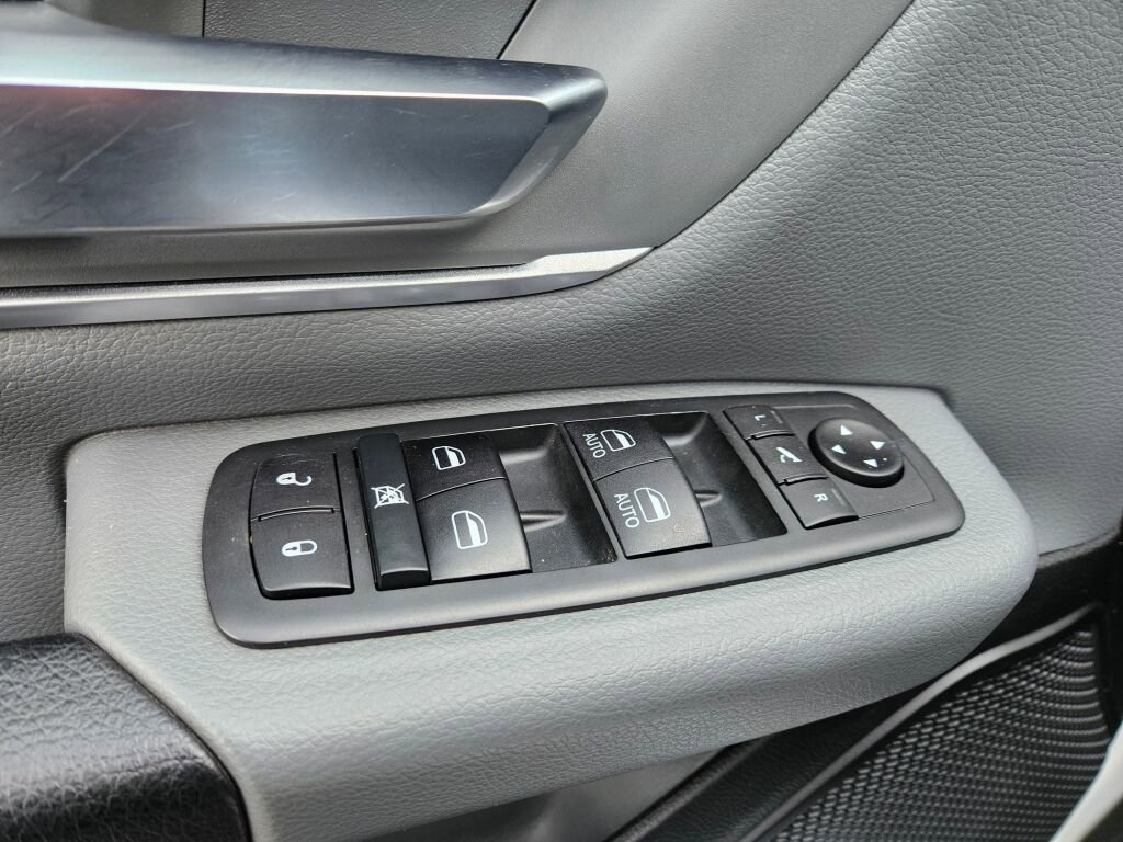 Used 2020 RAM 1500 Big Horn image 16