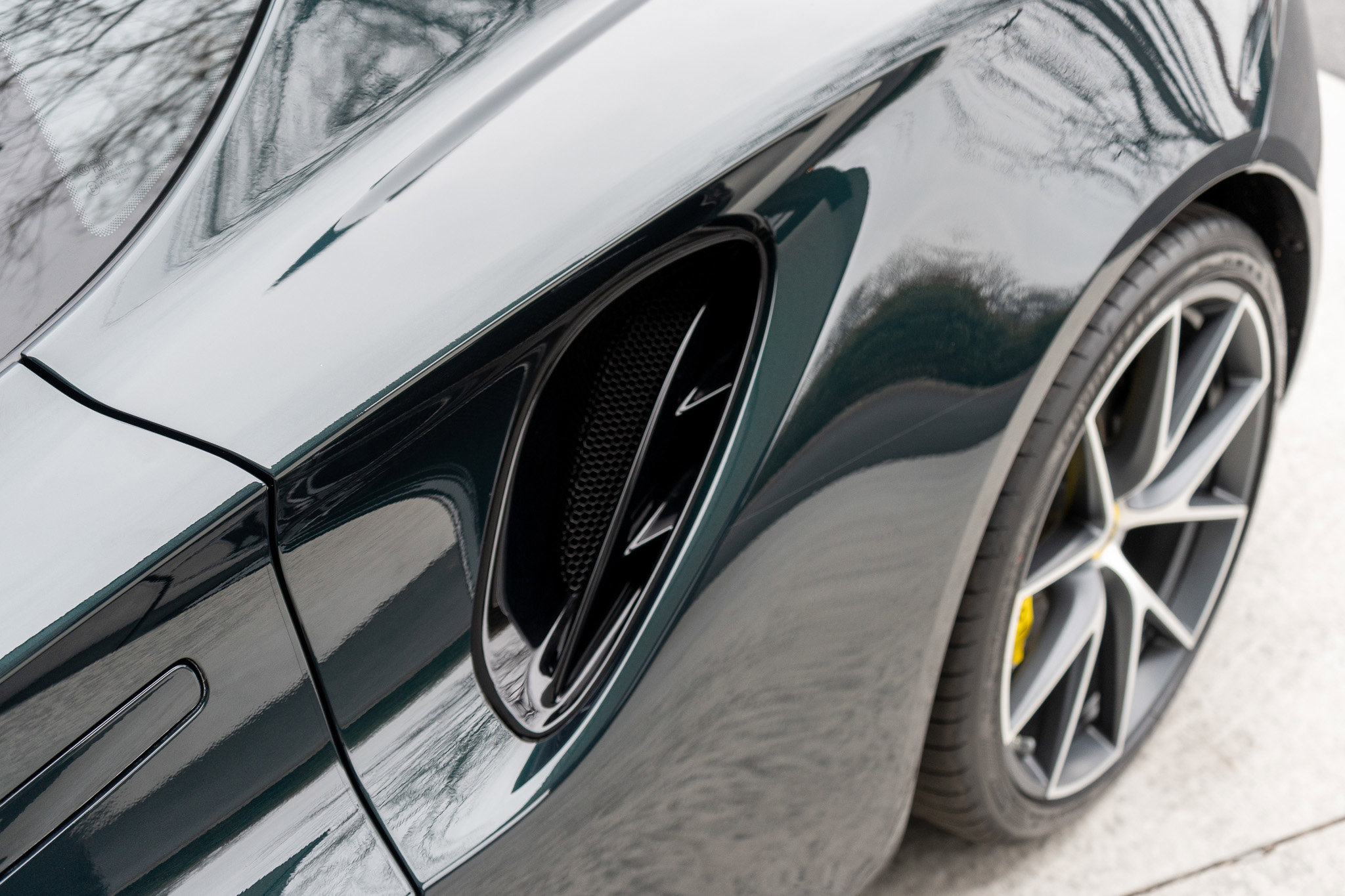 Used 2025 Lotus Emira image 16