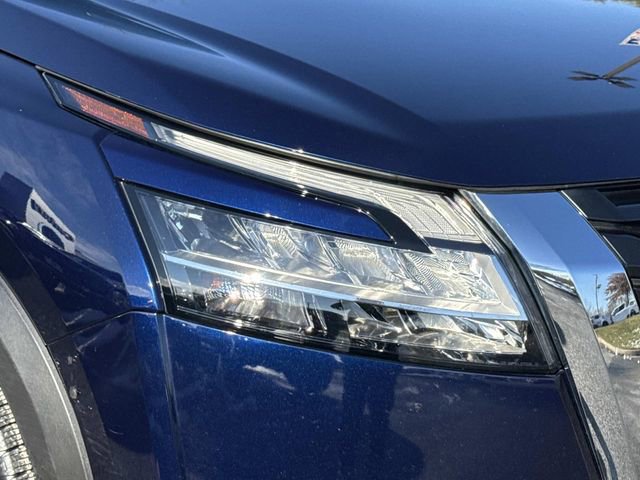 Used 2022 Nissan Pathfinder SL w/ Cargo Package image 7