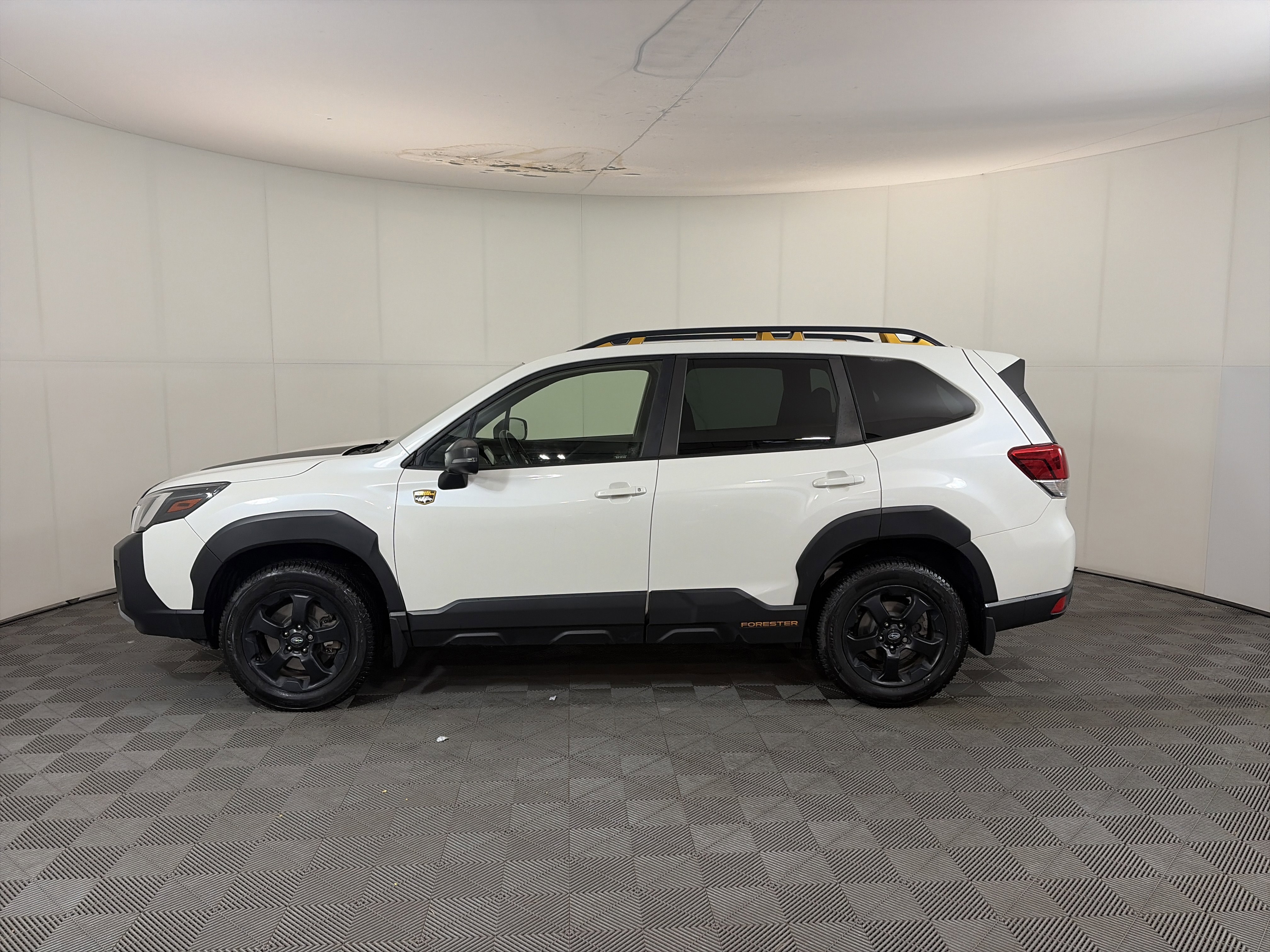 Used 2022 Subaru Forester Wilderness w/ Wilderness Package image 9