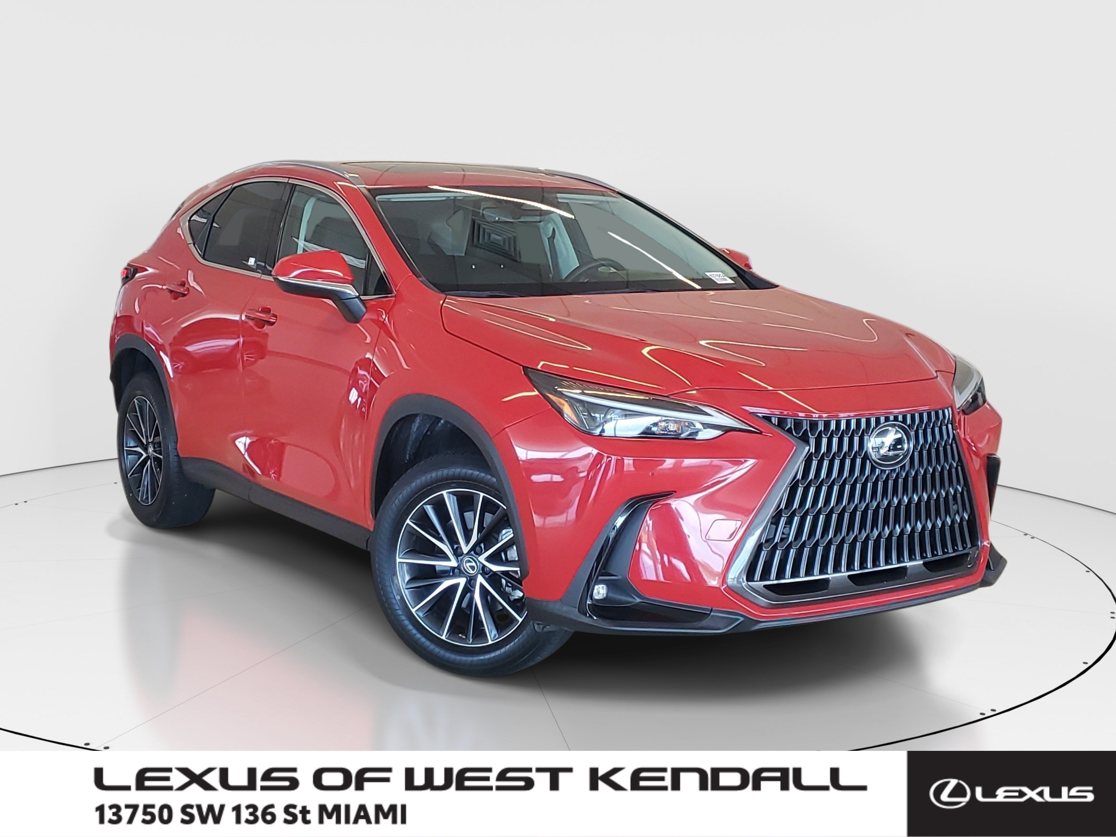 Used 2024 Lexus NX 250 FWD image 1