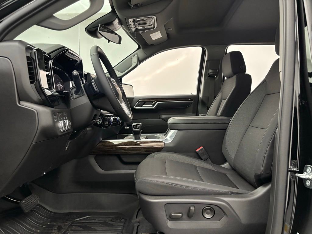 New 2026 GMC Sierra 1500 Elevation image 16
