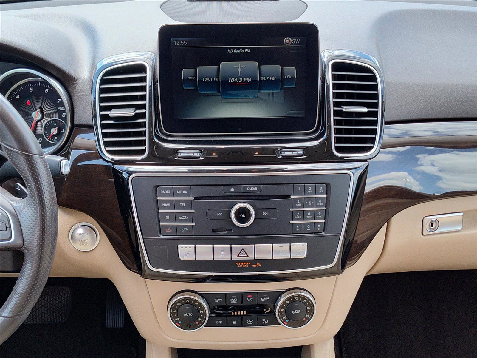 Used 2018 Mercedes-Benz GLE 350 image 19