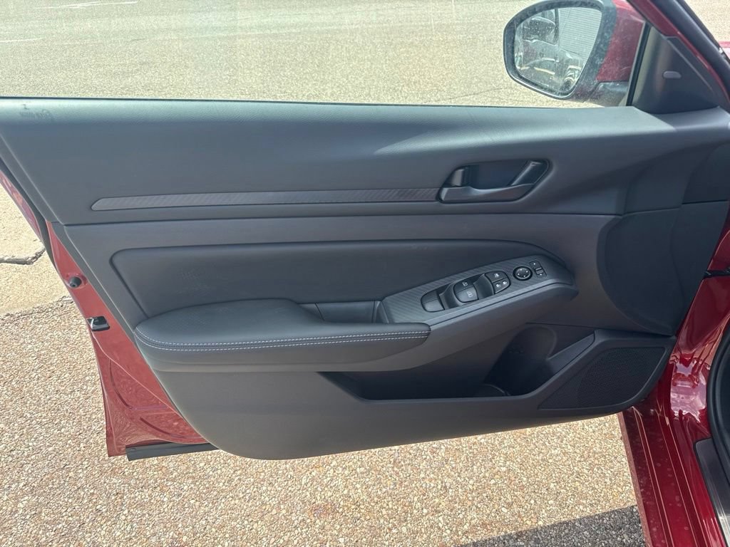 New 2026 Nissan Altima 2.5 SV w/ SV Special Edition Package FWD image 10